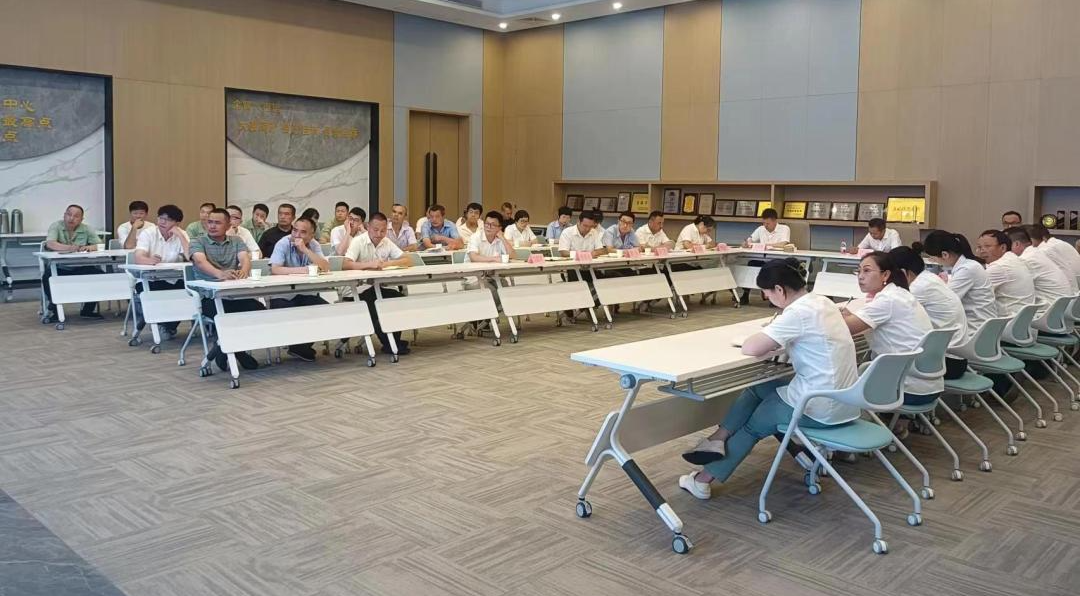 砥砺前行 共赢未来|东升国际装饰召开2023年半年度事情聚会