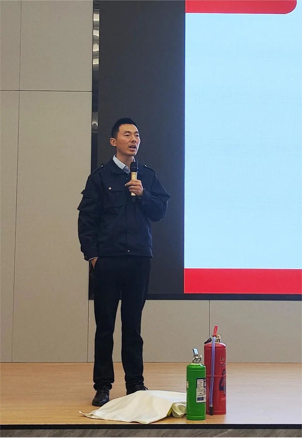预防为主 生命至上|东升国际集团组织开展消防清静知识培训-东升国际新闻-东升国际有限公司